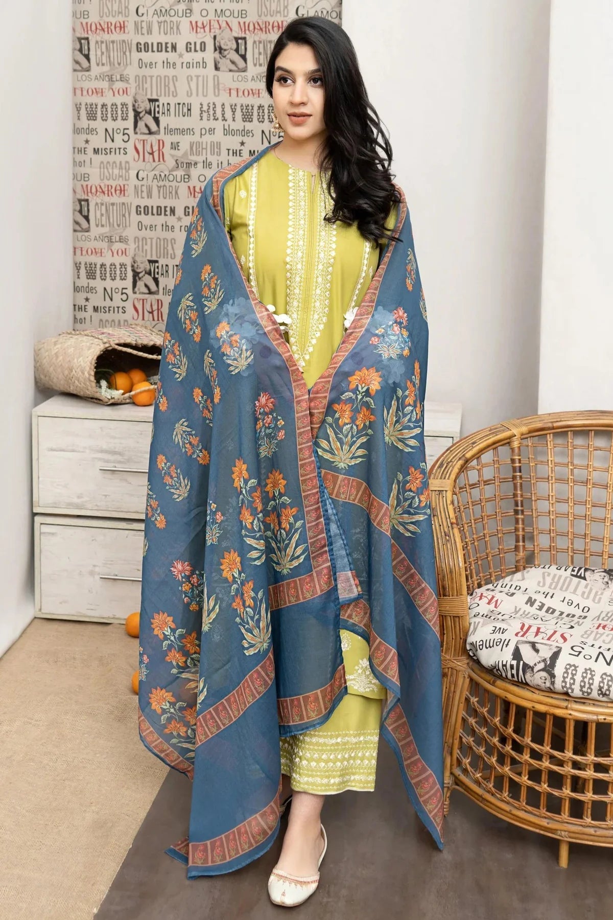 Urge Embroidered Lawn Three Piece with Print Dupata
