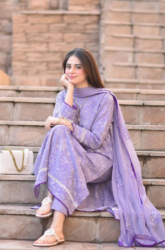 Breeze- 3PC Lawn Embroidered Suit unstitched with chiffon embroidered dupata