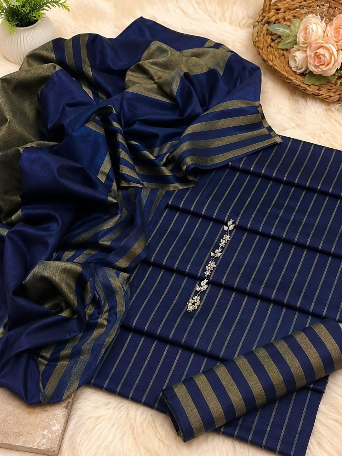 Khaadi Sussi 3pc Strips  Print | Winter Viral Dresses